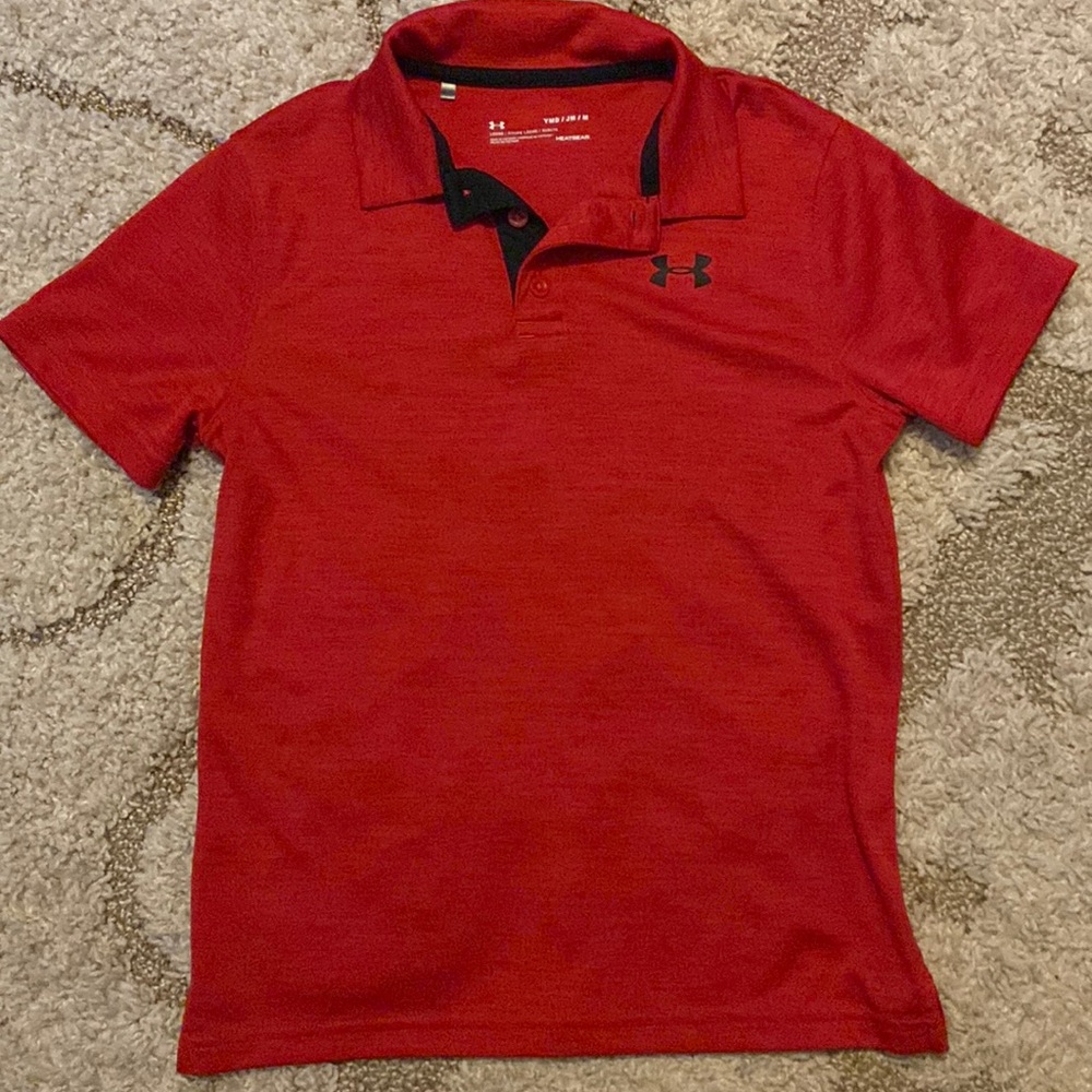 Heathered red polo, loose fit, heatgear with black logo